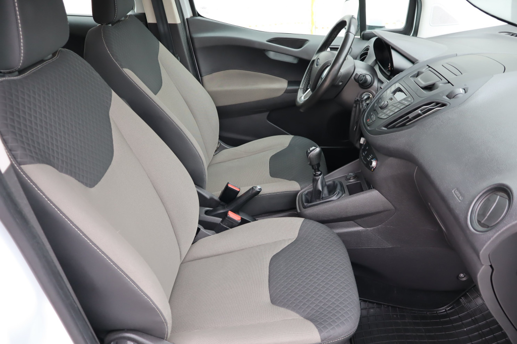 Ford Transit Courier