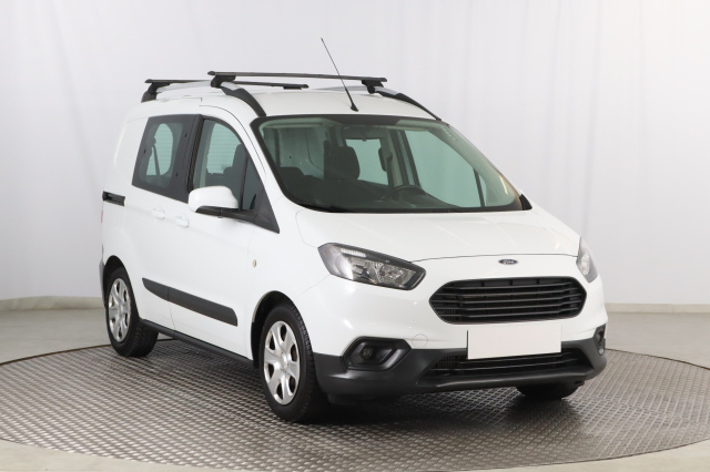 Ford Transit Courier 2018