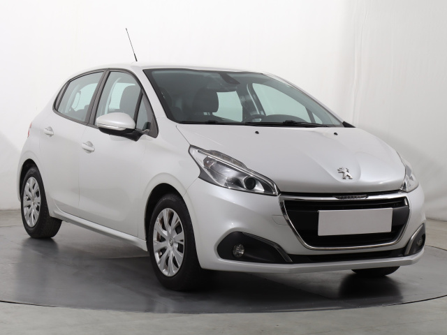 Peugeot 208 2016