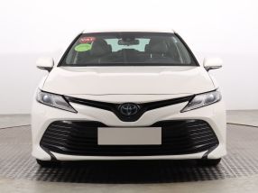 Toyota Camry - 2020