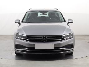 Volkswagen Passat - 2021