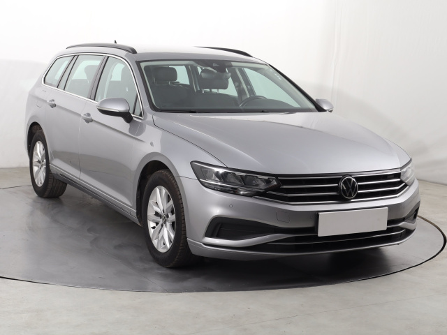 Volkswagen Passat 2021