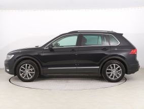 Volkswagen Tiguan - 2016