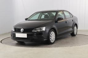 Volkswagen Jetta - 2016