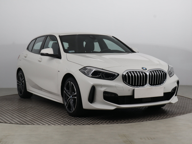 BMW 1 2021