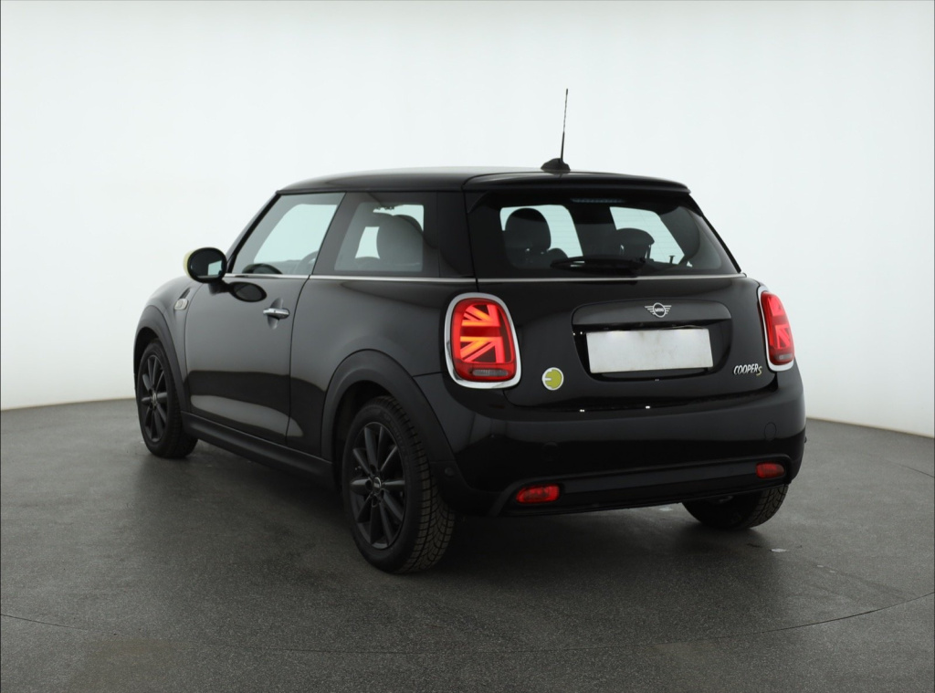 MINI 3-door