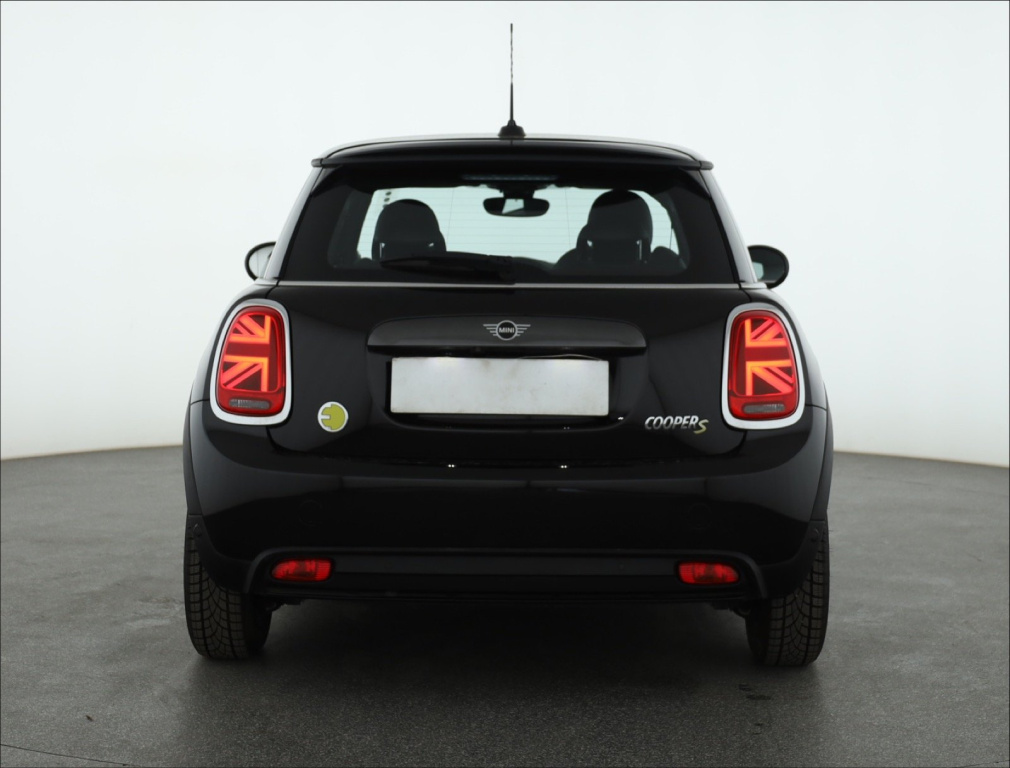 MINI 3-door