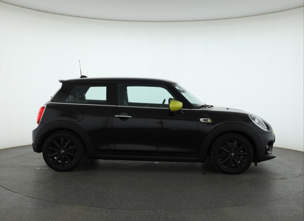 MINI 3-door