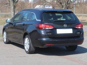 Opel Astra - 2017
