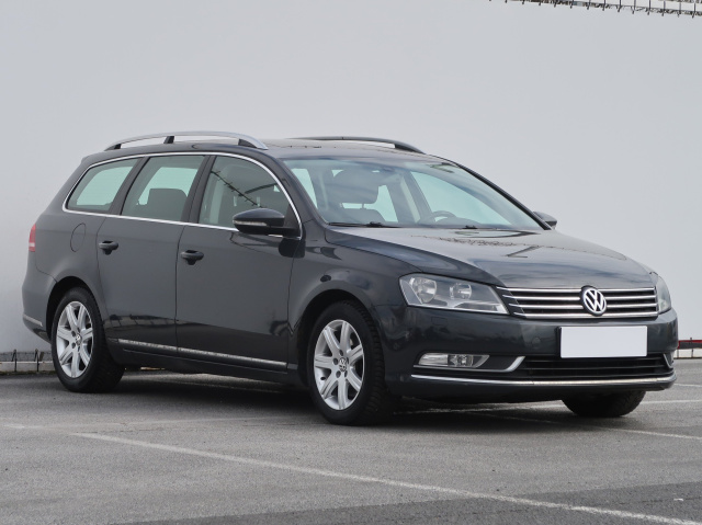 Volkswagen Passat 2011
