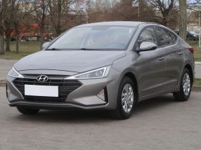 Hyundai Elantra - 2019