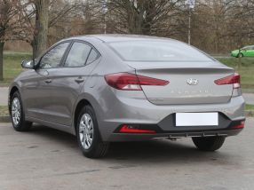 Hyundai Elantra - 2019