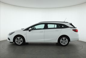 Opel Astra - 2021