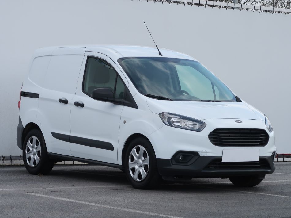 Ford Transit Courier - 2020