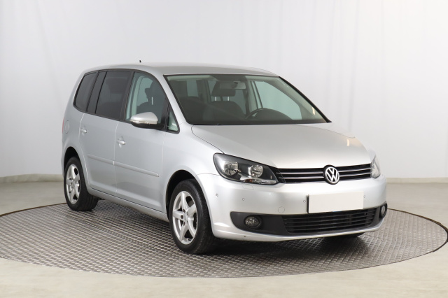 Volkswagen Touran 2011