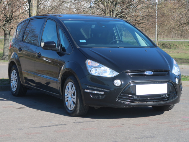 Ford S-Max 2012