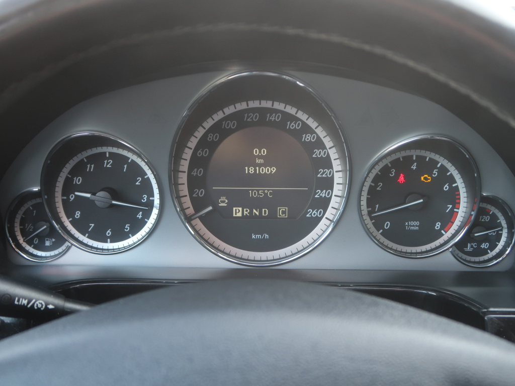 Mercedes-Benz E
