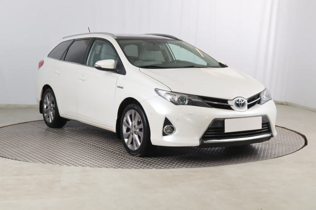 Toyota Auris 2014