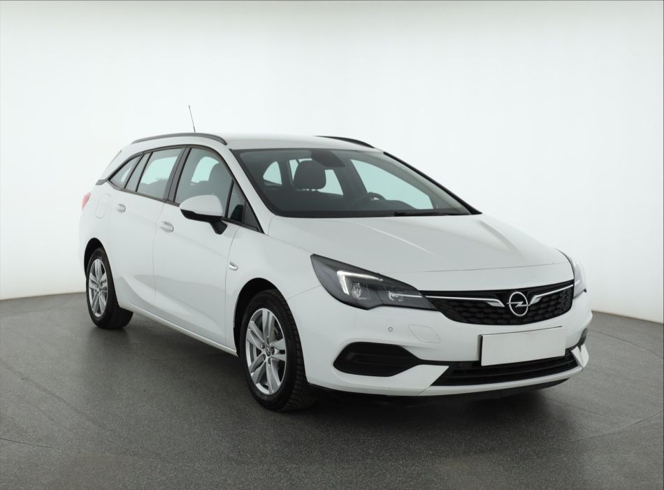 Opel Astra - 2021