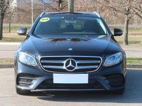 Mercedes-Benz E - 2017