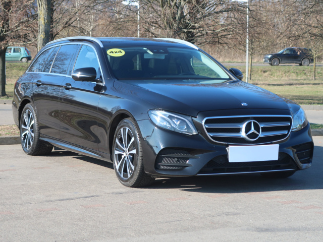Mercedes-Benz E 220 d 4MATIC, 2017