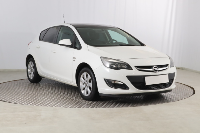 Opel Astra 2013