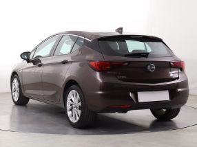 Opel Astra - 2016