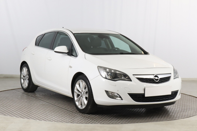 Opel Astra 2010