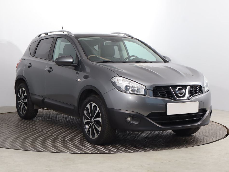 Nissan Qashqai - 2012
