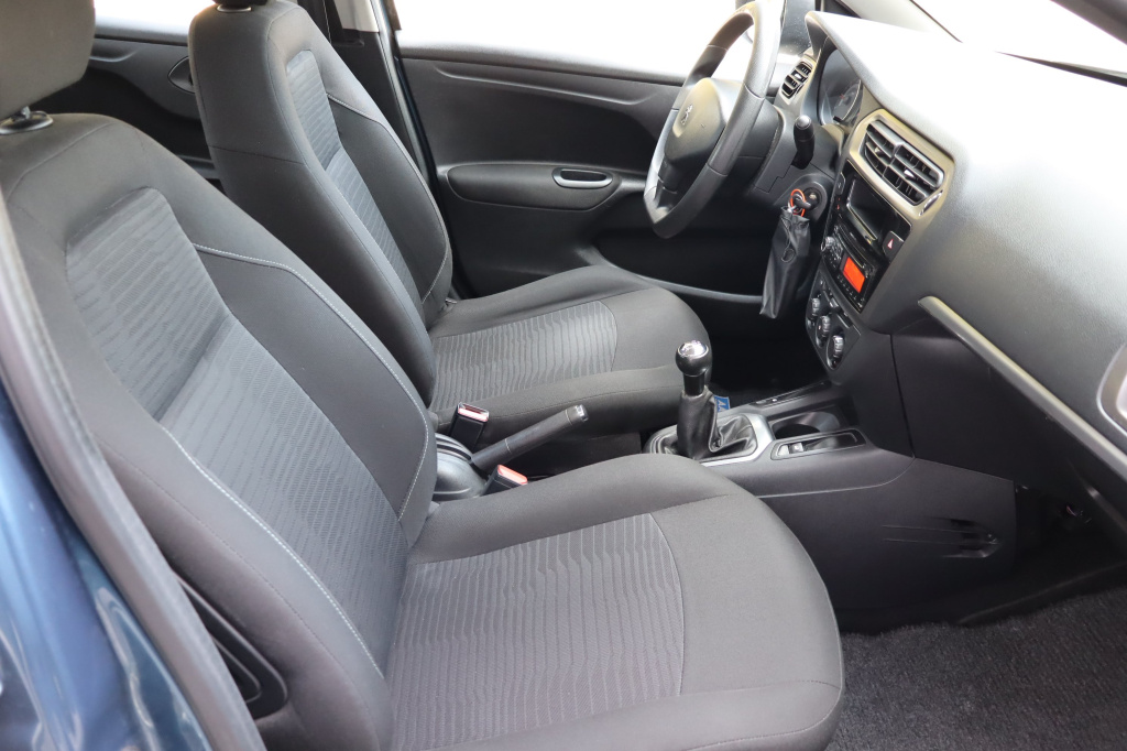 Peugeot 301
