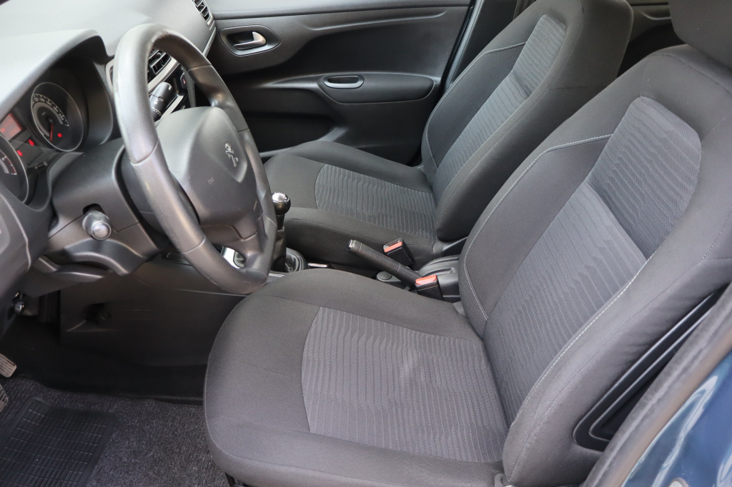 Peugeot 301