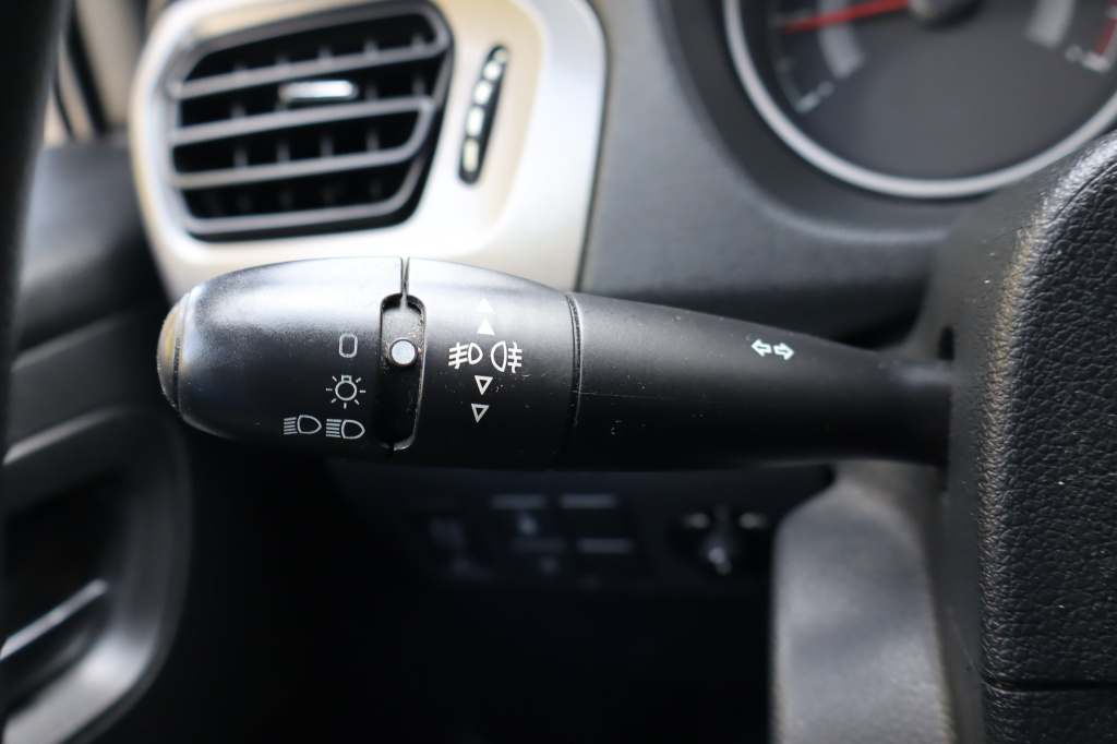 Peugeot 301