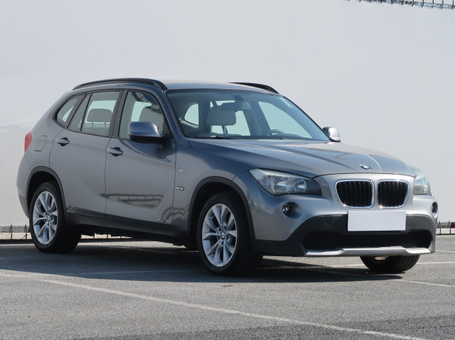 BMW X1 2011