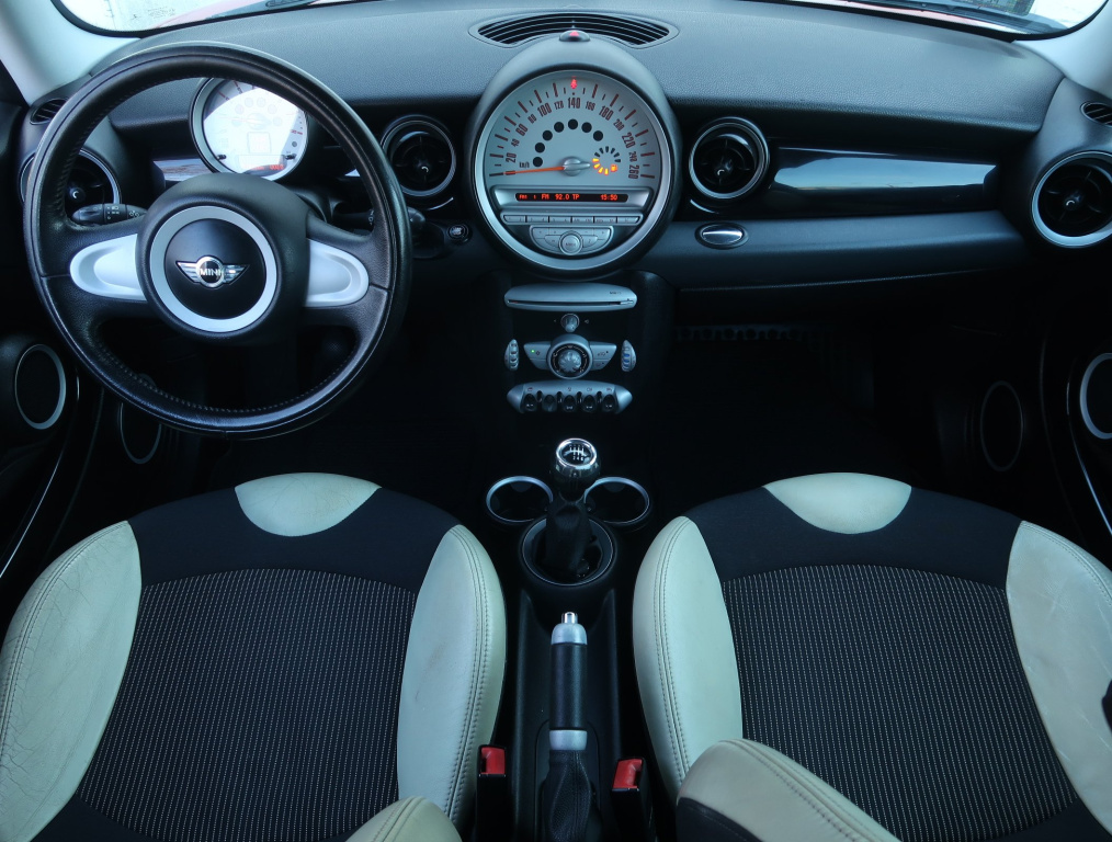 MINI 3-door