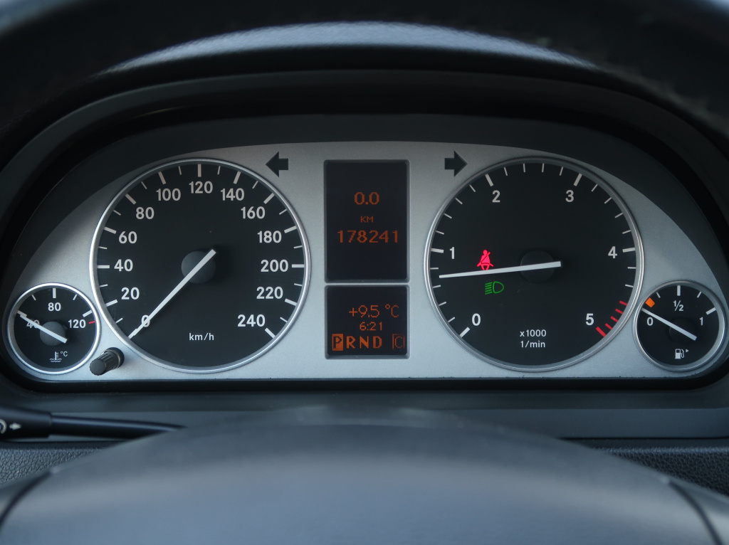 Mercedes-Benz B