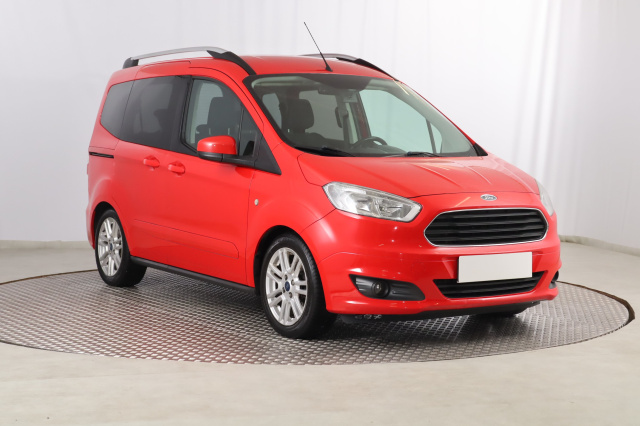 Ford Tourneo Courier 2015