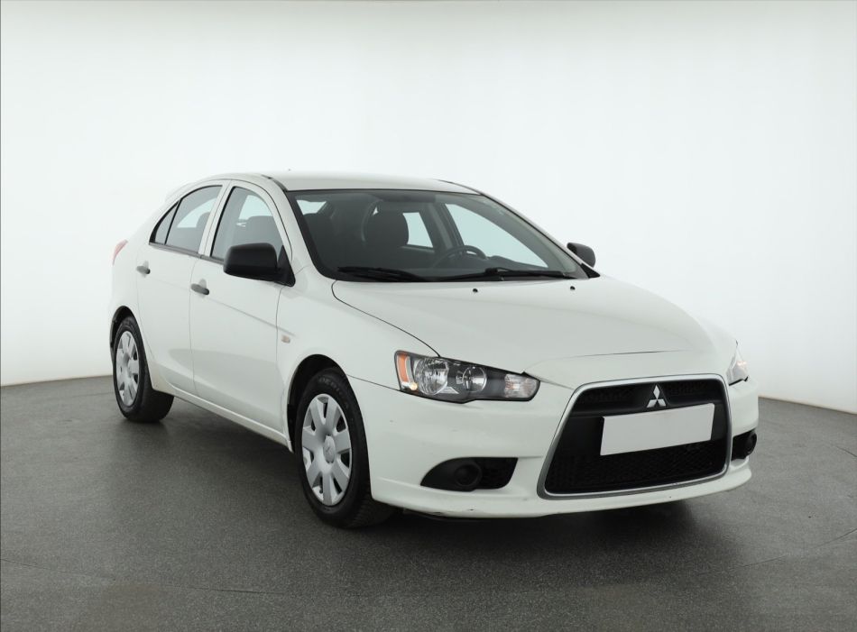 Mitsubishi Lancer - 2011