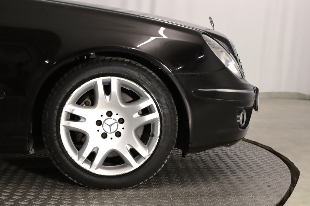 Mercedes-Benz E