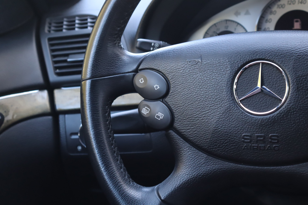 Mercedes-Benz E