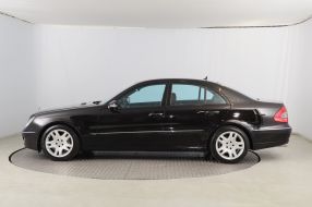 Mercedes-Benz E - 2008
