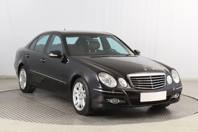 Mercedes-Benz E 2008