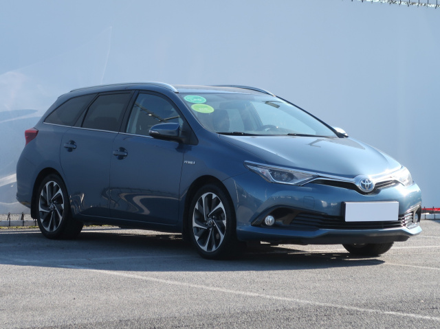 Toyota Auris 2016