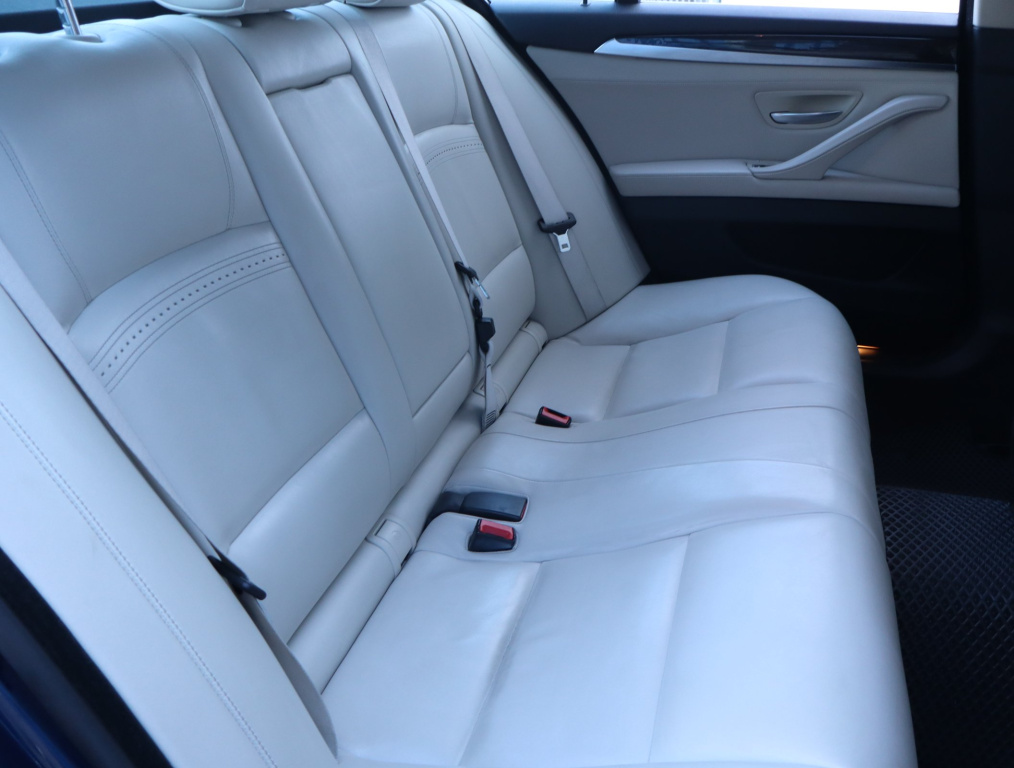 BMW 5