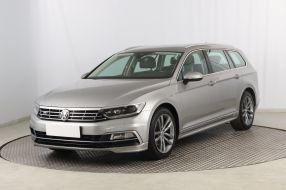 Volkswagen Passat - 2016