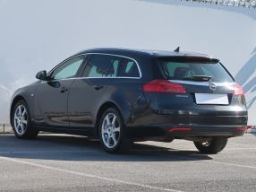 Opel Insignia - 2010