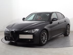 Alfa Romeo Giulia - 2017