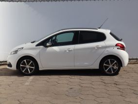 Peugeot 208 - 2017
