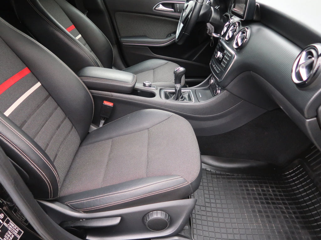Mercedes-Benz A