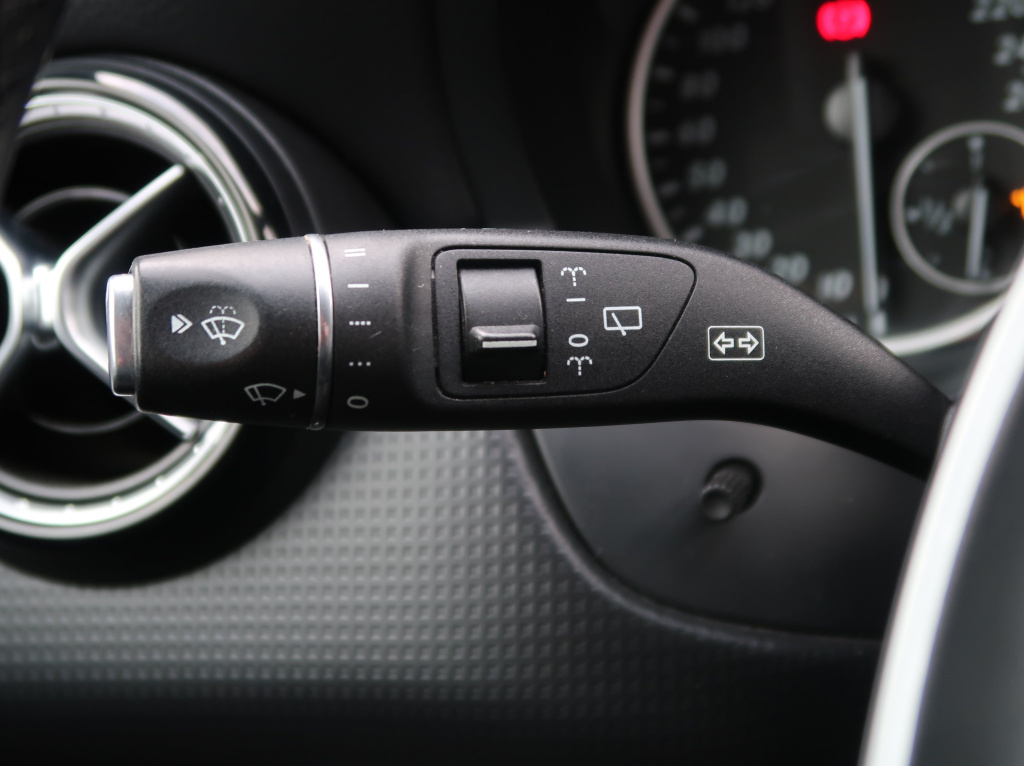 Mercedes-Benz A