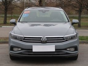 Volkswagen Passat - 2022